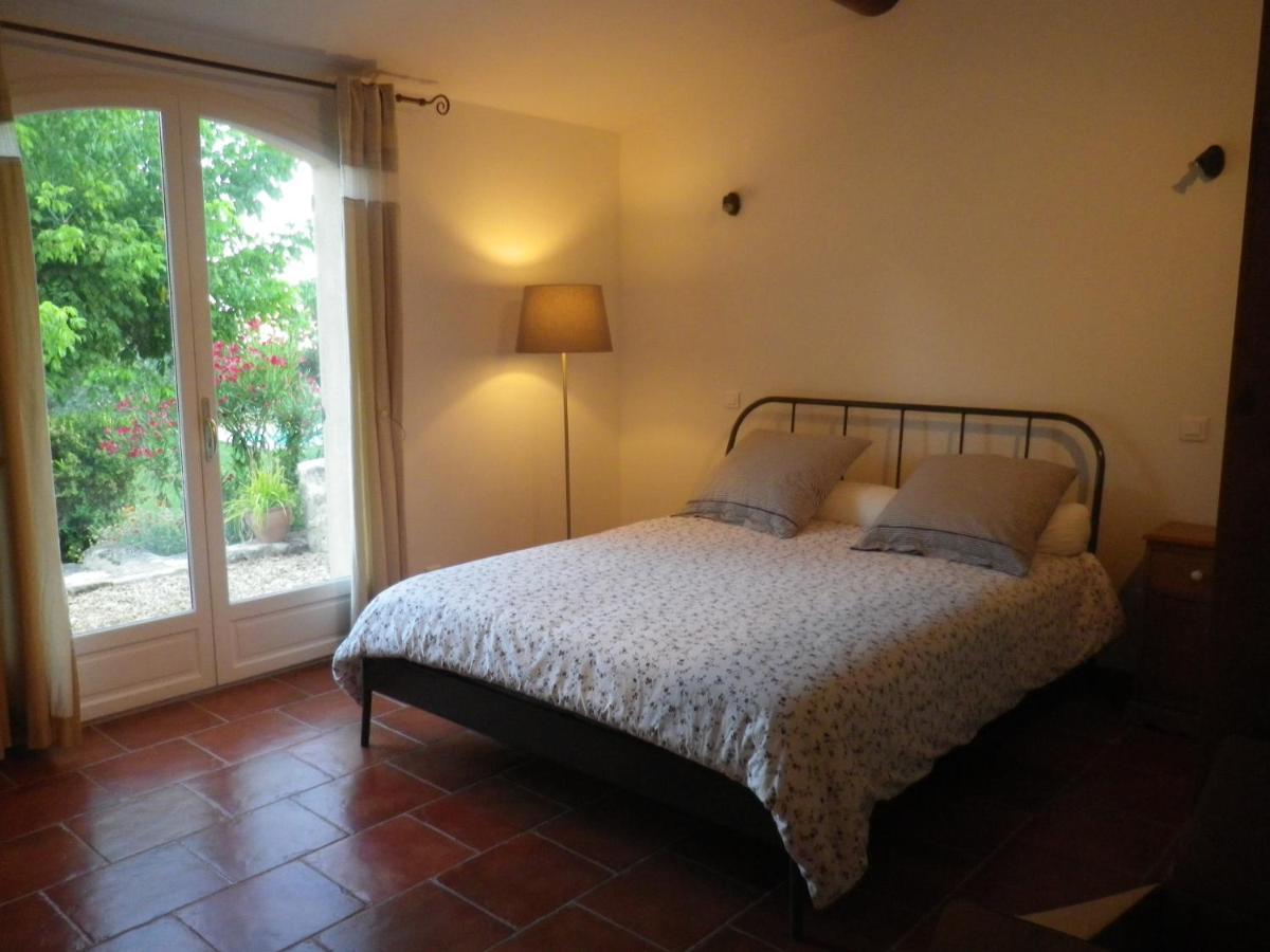 La Mordoree La Motte-d'Aigues Экстерьер фото
