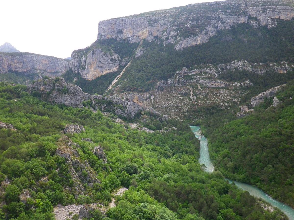 La Mordoree La Motte-d'Aigues Экстерьер фото
