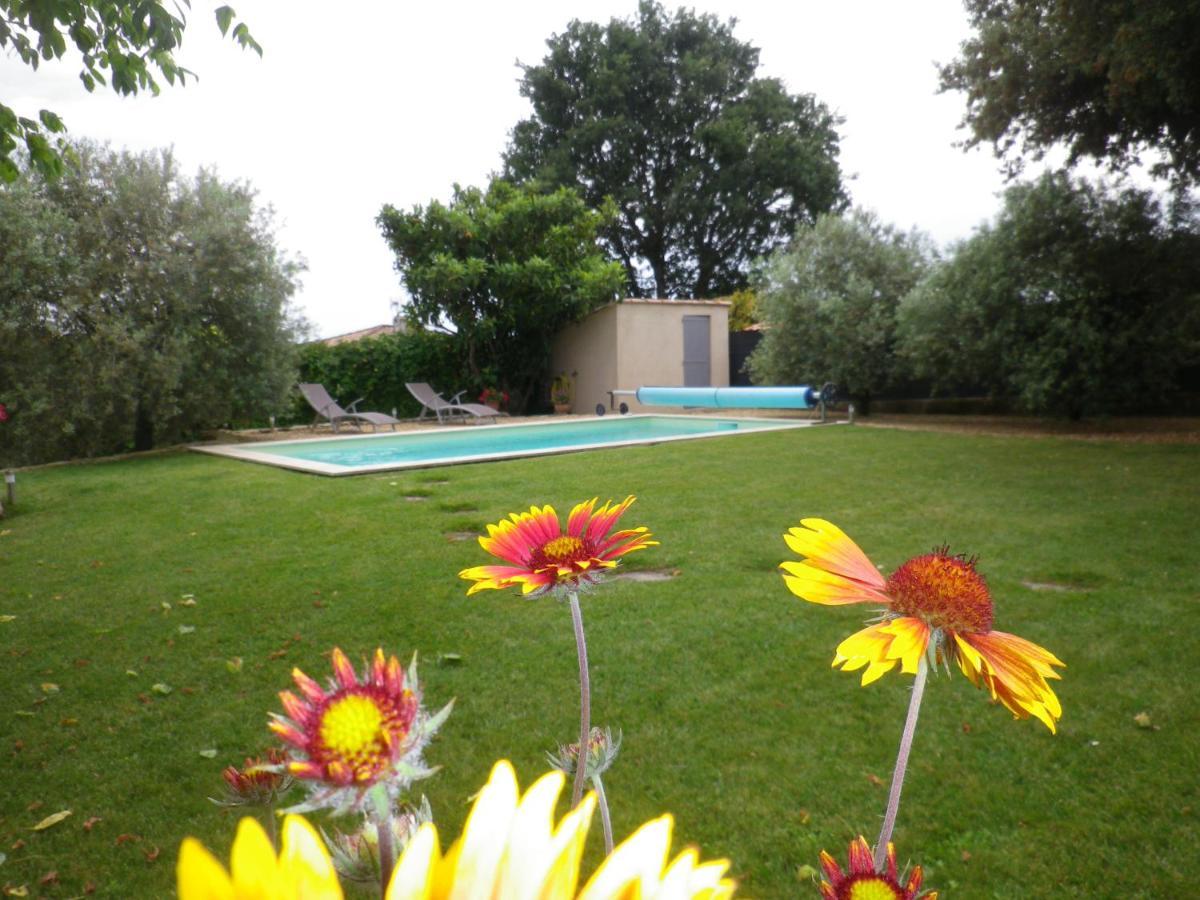 La Mordoree La Motte-d'Aigues Экстерьер фото